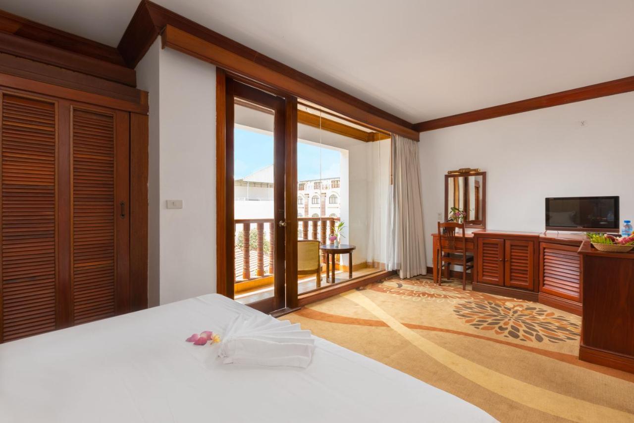Angkor Land Urban Boutique Otel Siem Reap Dış mekan fotoğraf